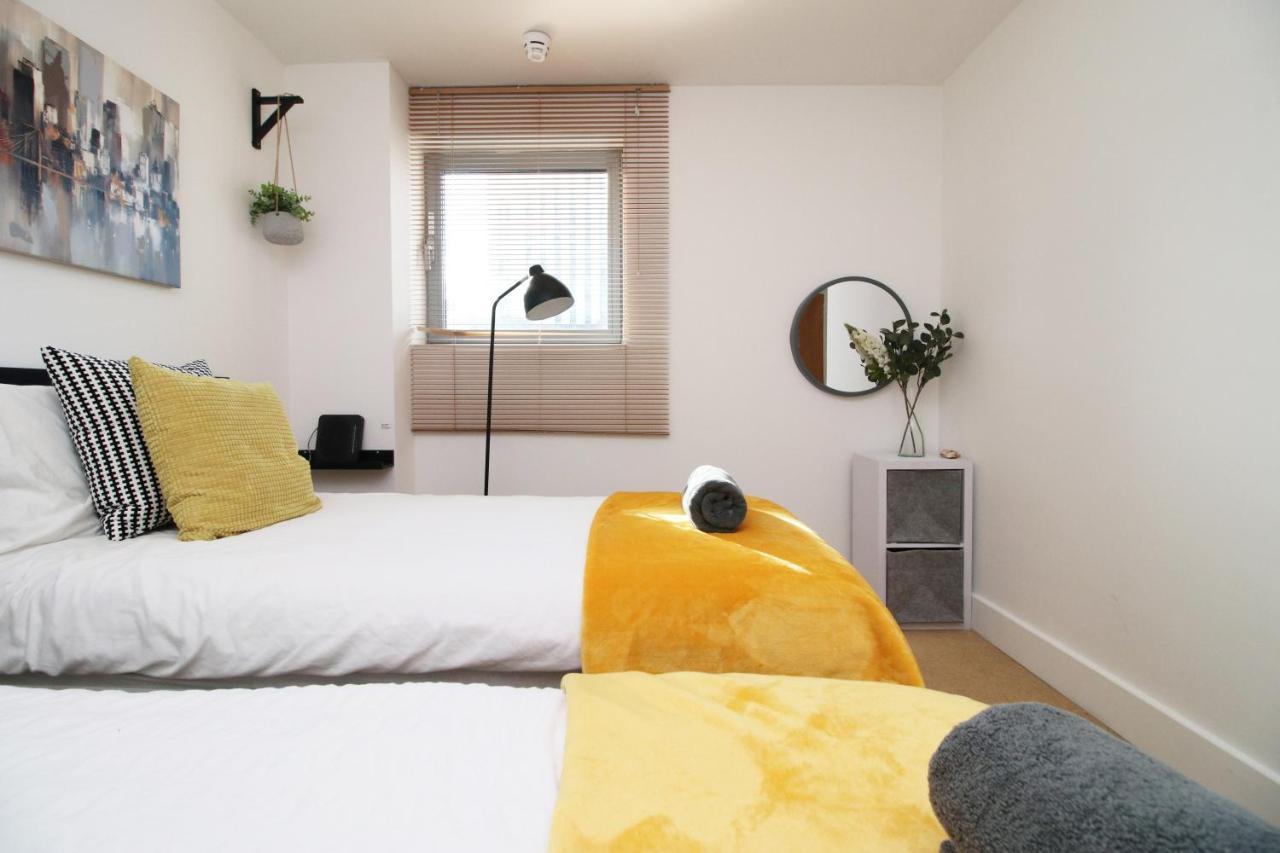 Stylish 2 Bed Flat In Heart Of Centre Cardiff
